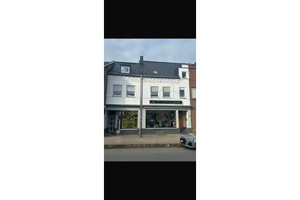 Wohn- und Geschäftshaus - 485.000,00&nbsp;EUR Kaufpreis, ca.&nbsp; 140,00&nbsp;m&sup2; in Baesweiler (PLZ: 52499)