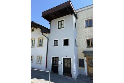 Wohnung zum Kaufen in Laufen 225.000,00 € 114.83 m²