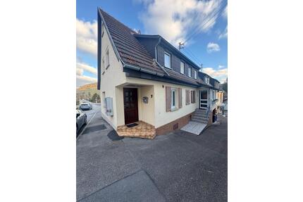 Privatverkauf Haus mit Einliegerwohnung - Winnenden