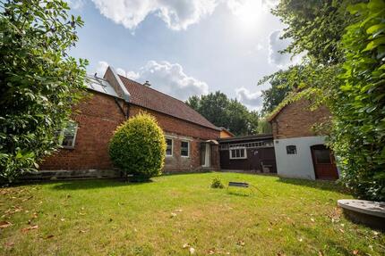 Einfamilienhaus mit großem Ausbaupotenzial, Werkstatt & Garage - Grabow