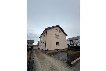 Charmante Dachgeschosswohnung in Wewer - modernisiert & ruhig gelegen - Paderborn Elsen