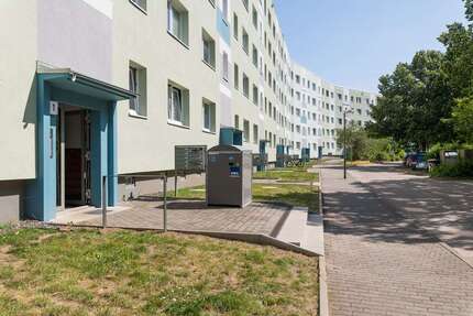 Wohnung zum Mieten in Halle 352,00 € 50.2 m²