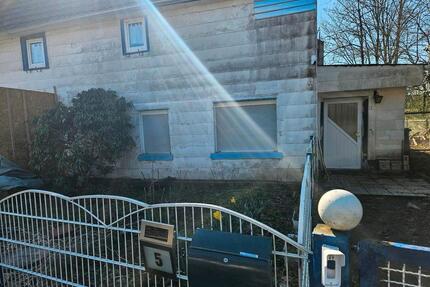 Freistehendehaus zu Mieten in 57539 Roth,8 Zimmer - Etzbach