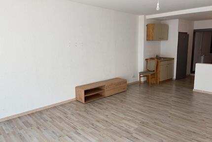 Kernsanierte 2 ZKB Wohnung in zentraler Lage von Homberg (Efze)