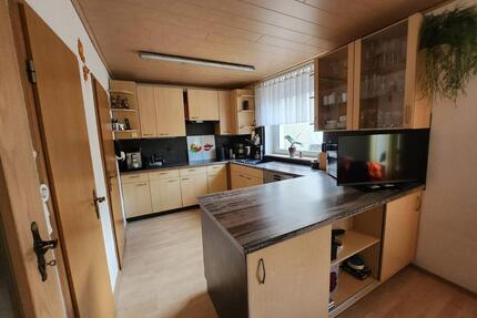 Mietwohnung - 1.100,00&nbsp;EUR Kaltmiete, ca.&nbsp; 113,00&nbsp;m&sup2; in Hünfelden (PLZ: 65597)