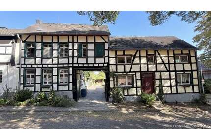 Haus zum Kaufen in Mechernich Glehn 148.000,00 € 300 m² - Mechernich / Glehn