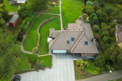 Haus zum Kaufen in Kürten 888.000,00 € 215 m²