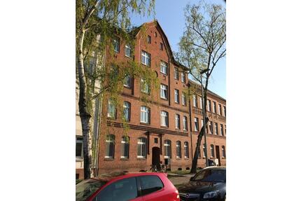 Schöne Zweiraumwohnung mit Balkon Hochparterre - Stendal