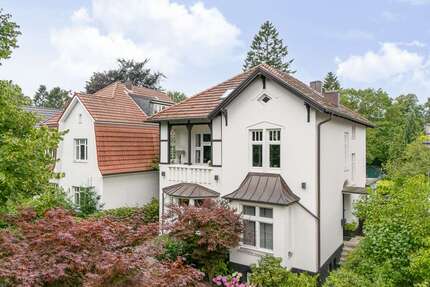 Haus zum Kaufen in Hamburg 2.380.000,00 € 296 m²