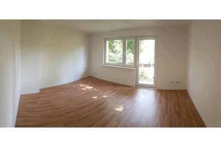 für Kapitalanleger: vermietete 3 Raumwohnung in 13595 Berlin