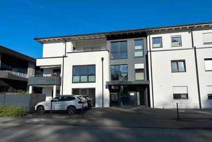 Neuwertige Erdgeschoss Wohnung mit Tiefgarage 45 kWh - Schloß Holte-Stukenbrock