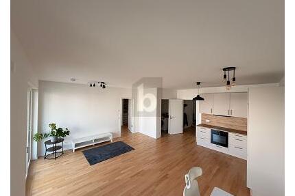 WASSERNÄHE & GROßER BALKON MIT KOMFORT - Berlin-Grünau