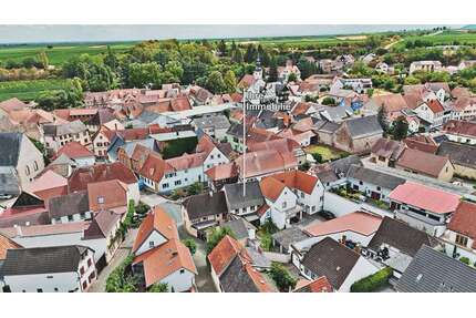 Haus zum Kaufen in Großkarlbach 169.000,00 € 110 m²