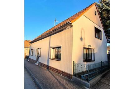 Bezugsfertiges EFH mit Dachterrasse und barrierefreiem Zugang - Ebersbach-Neugersdorf