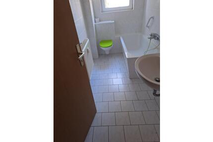 Es wird eine schöne 2-Raum-Wohnung in Borna von privat vermietet - Frohburg