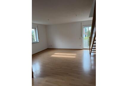 Helle 3-Zimmer-Eigentumswohnung mit EBK, Balkon & Tiefgaragenstel - Frontenhausen