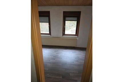 3 Zimmer Wohnung in atzbach - 870,00&nbsp;EUR Kaltmiete, ca.&nbsp; 66,00&nbsp;m&sup2; in Solms (PLZ: 35606)