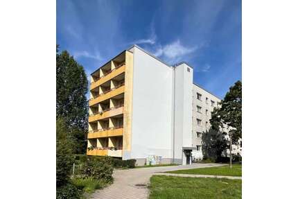 Wohnung zum Mieten in Brandenburg an der Havel 182,72 € 28.11 m²