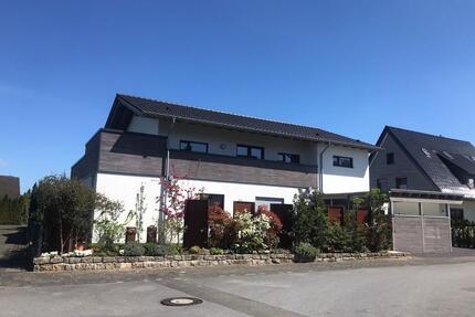 Moderne 3,5 Zimmer Wohnung - 1.200,00&nbsp;EUR Kaltmiete, ca.&nbsp; 103,00&nbsp;m&sup2; in Schloß Holte-Stukenbrock (PLZ: 33758)