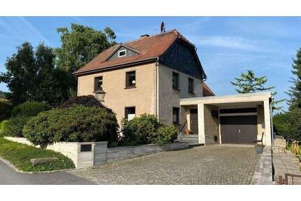 Wohnzimmer mit Ausblick - 156.000,00&nbsp;EUR Kaufpreis, ca.&nbsp; 140,00&nbsp;m&sup2;&nbsp;Wohnfl&auml;che in Oderwitz (PLZ: 02791) Oberoderwitz