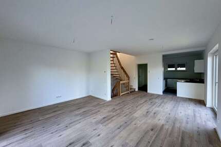 Haus zum Mieten in Berlin 2.500,00 € 150 m²