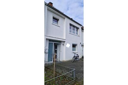 Haus (Reihenhaus) - 1.475,00&nbsp;EUR Kaltmiete, ca.&nbsp; 150,00&nbsp;m&sup2; in Osnabrück (PLZ: 49084) Fledder