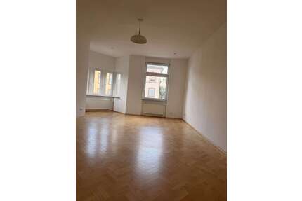 Wohnung zum Mieten in Frankfurt 2.400,00 € 119 m²