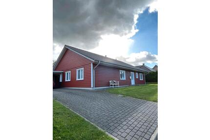 Neuwertiges Holzhaus in ruhiger Lage - provisionsfrei - Bergenhusen