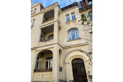 Wohnung zum Kaufen in Halle 440.000,00 € 135.01 m²