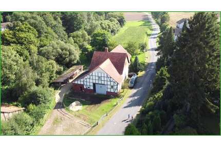 Haus zum Kaufen in Spangenberg Landefeld 139.000,00 € 220 m² - Spangenberg / Landefeld