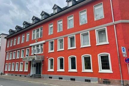 Umnutzungsmöglichkeit z.B. zu Appartements- Hotel-Boardinghouse in zentrumsnaher Lage von Villingen, Nähe Fußgängerzone, Busbahnhof und Bahnhof - Villingen-Schwenningen