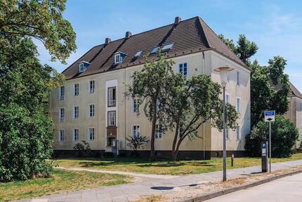 Zentrale Altbauwohnung 2.OG rechts - Wolfsburg