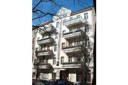 Stilvolles Berliner Gründerzeithaus · 31WE · 2.380 m² WFL
