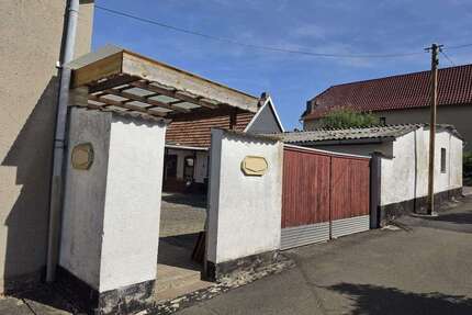 Haus zum Kaufen in Freienbessingen 55.000,00 € 125 m²