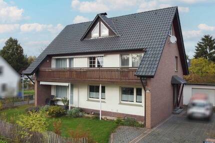 Sofort einziehen: Modernisiertes Ein-Zweifamilienhaus in ruhiger Lage von Bad Oeynhausen