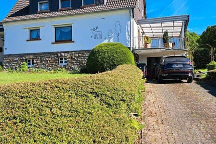 gepflegtes Wohnhaus mit großem Grundstück - Nümbrecht