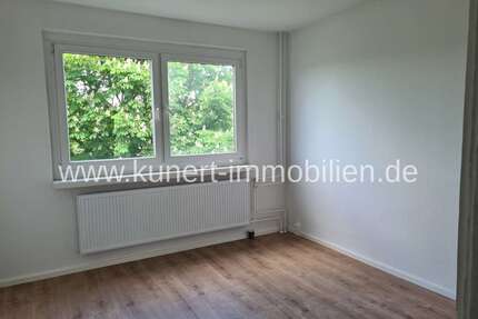 Wohnung zum Mieten in Halle (Saale) 476,00 € 68 m²