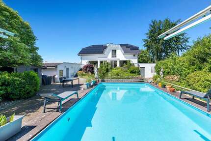 Haus zum Kaufen in Heinsberg Kempen 849.000,00 € 252 m² - Heinsberg / Kempen