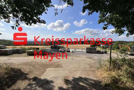 Grundstück zu verkaufen in Mayen 87.500,00 € 350 m²