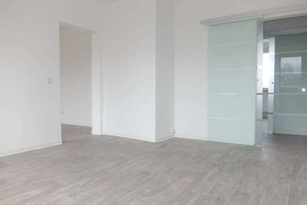 Wohnung zum Mieten in Chemnitz 610,00 € 109.4 m²
