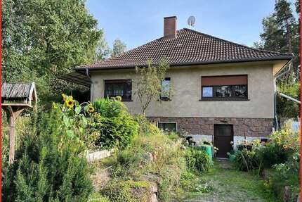 Haus zum Kaufen in Crinitz 149.000,00 € 100 m²