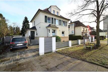 Haus zum Mieten in Sankt Augustin Mülldorf 1.750,00 € 150 m² - Sankt Augustin / Mülldorf