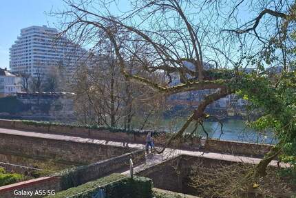 Moderne, großzügig geschnittene 2 Zimmer Wohnung - mitten im Herzen von Ulm - an der Stadtmauer