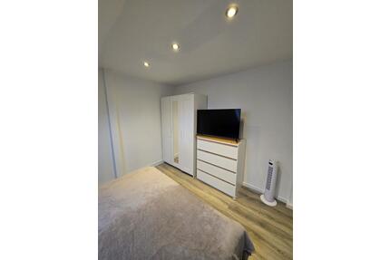 Helle und möbilierte 2-Zimmer W in Wuppertal Vohwinkel