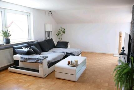 Provisionsfrei - Wohnung mit Einzelgarage in Rechberghausen