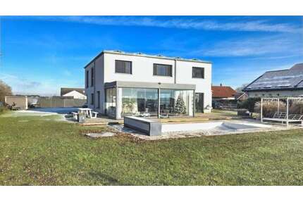 Haus zum Kaufen in Adlkofen 950.000,00 € 230 m²