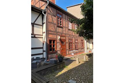 Mietwohnung - 815,00&nbsp;EUR Kaltmiete, ca.&nbsp; 70,50&nbsp;m&sup2; in Neustrelitz (PLZ: 17235)