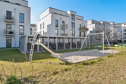 Helle 4 Zimmer Wohnung mit Balkon in Französisch Buchholz - Berlin Pankow