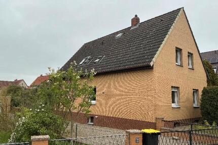 Einfamilienhaus zweifam. in Gleidingen Laatzen zum vermieten