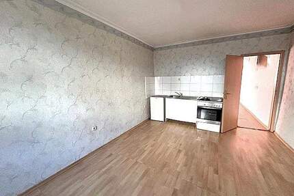 Sanierungsbedürftige 2-Zimmerwohnung im Stadtkern von Neuenbürg